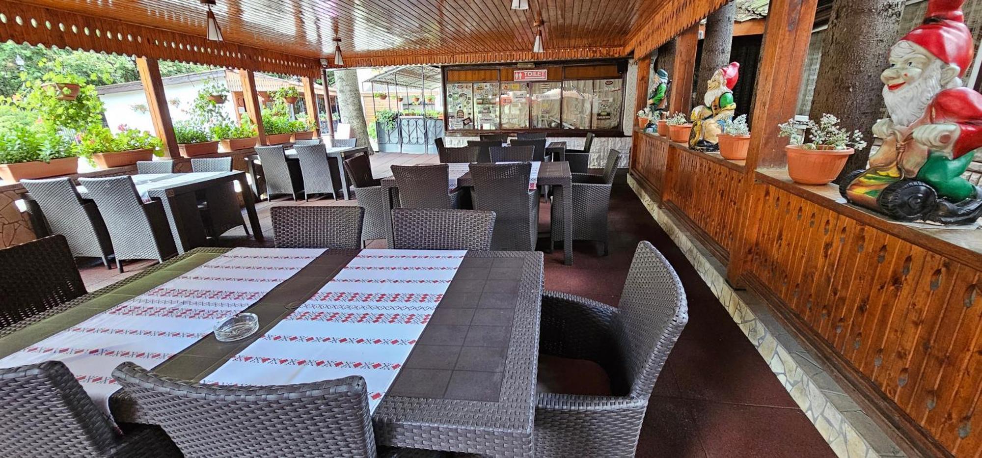 Complex Turistic Caprioara Hotel บายามาเร ภายนอก รูปภาพ